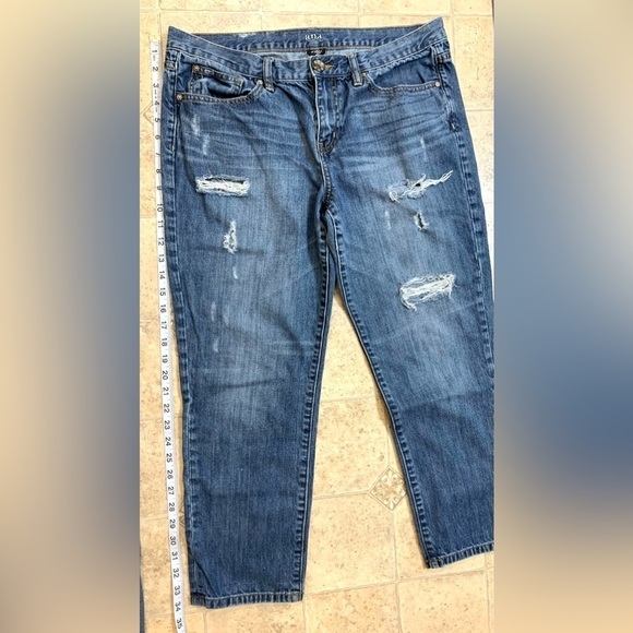 Ana Med Wash Distressed Cropped Jeans Size 30/10 - Picture 1 of 8